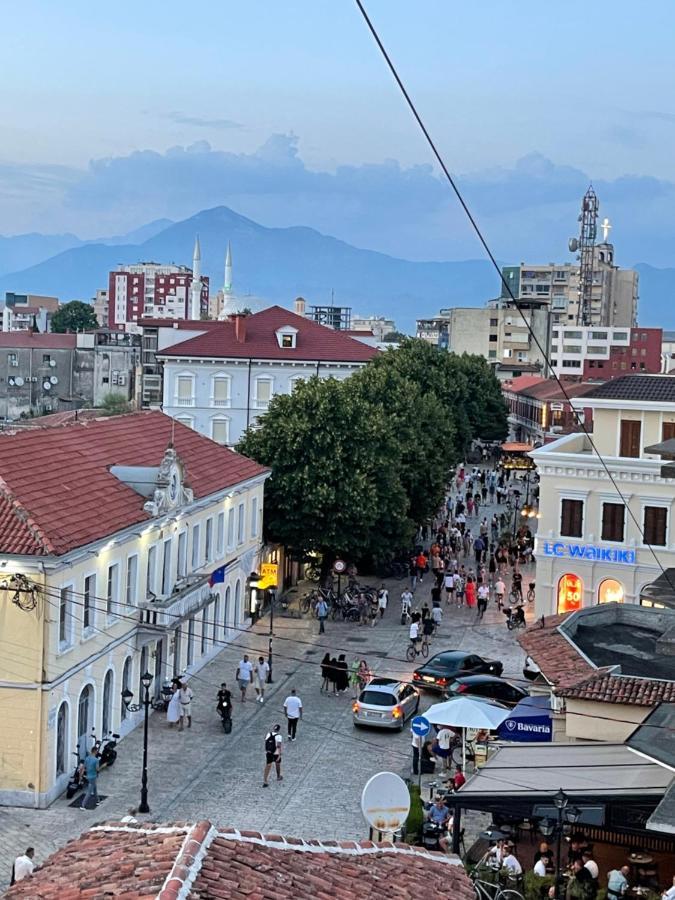 Pedestrian Street Center Apartment Shkoder Luaran gambar