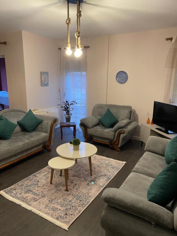 Pedestrian Street Center Apartment Shkoder Luaran gambar