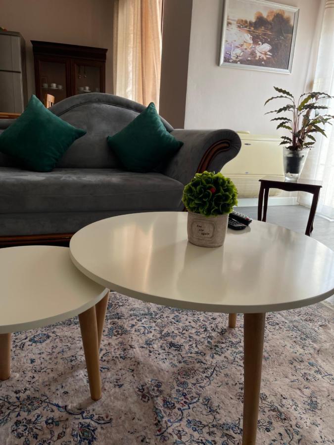Pedestrian Street Center Apartment Shkoder Luaran gambar
